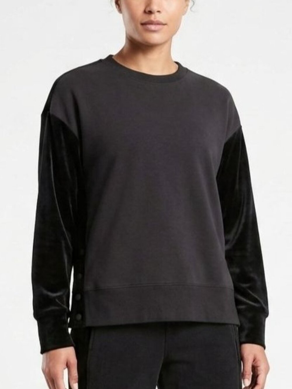 Athleta Retroplush Velvet Side Snap Crewneck Sweatshirt Large Black Mixed Media